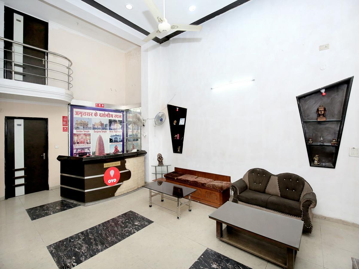 Oyo 12972 Hotel Krishna Castle Amritsar Exterior foto